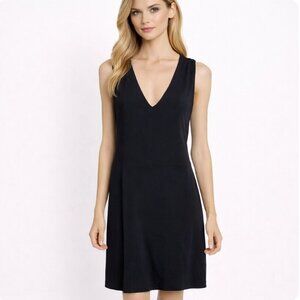 Tory Burch Dress Navy Blue simple v-neck jersey zips up in back